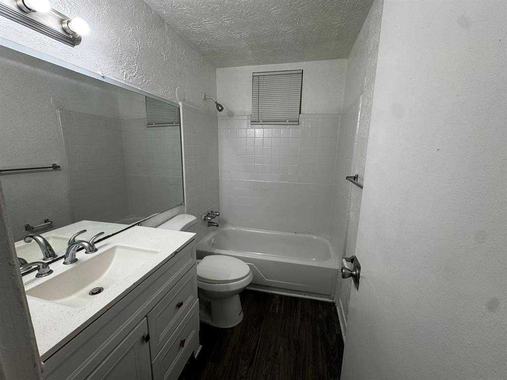 2 BR in Atlanta