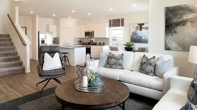5 BR in Leander
