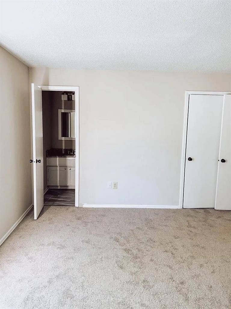 3 BR in High Point