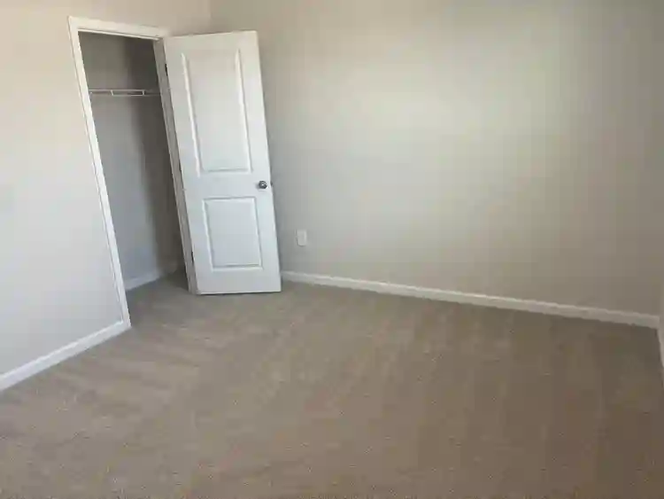 5 BR in Angier