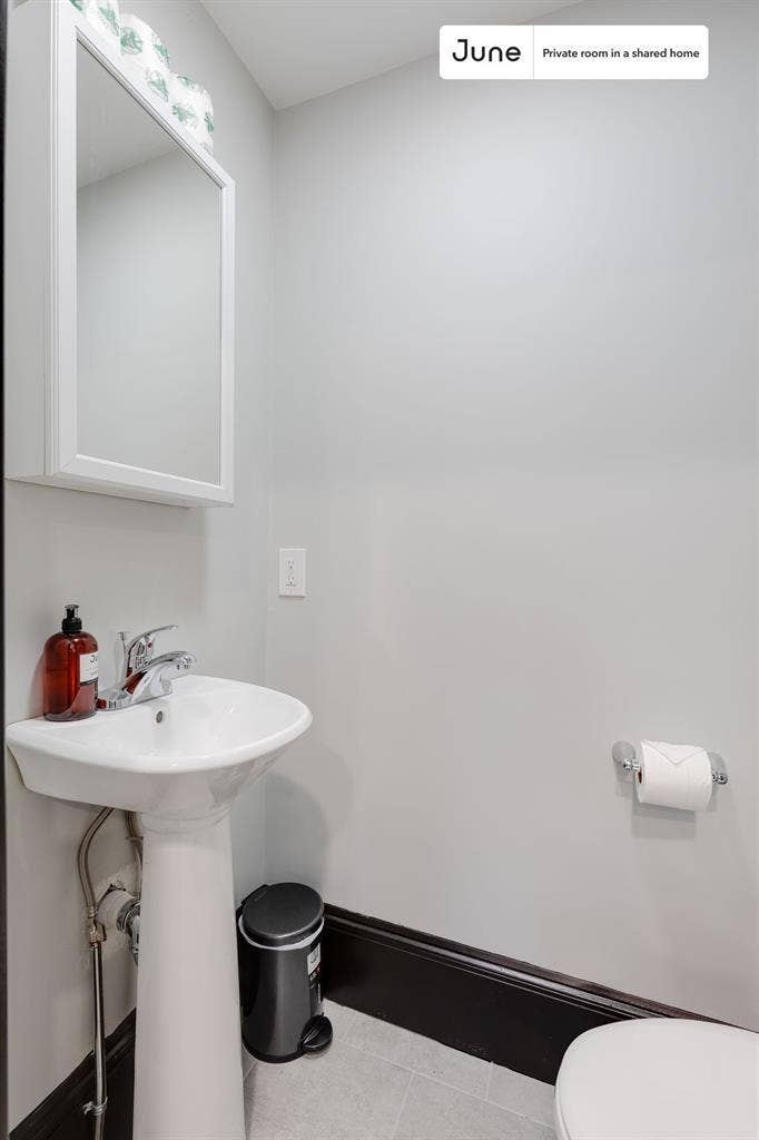 4 BR in Boston