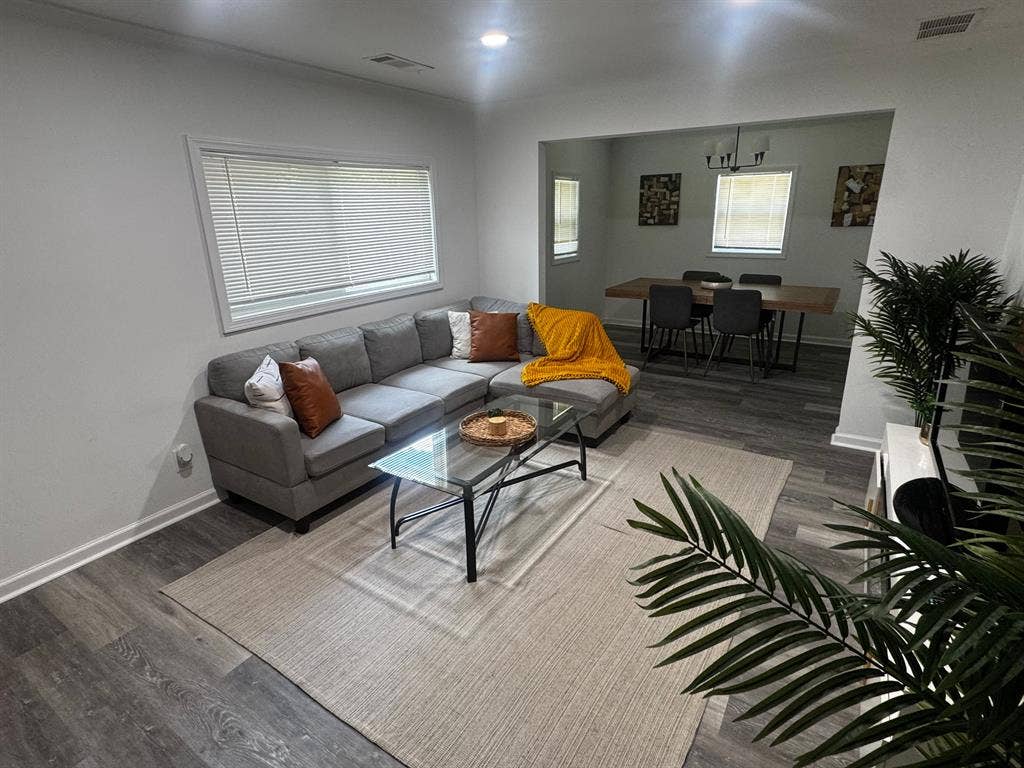 3 BR in Atlanta