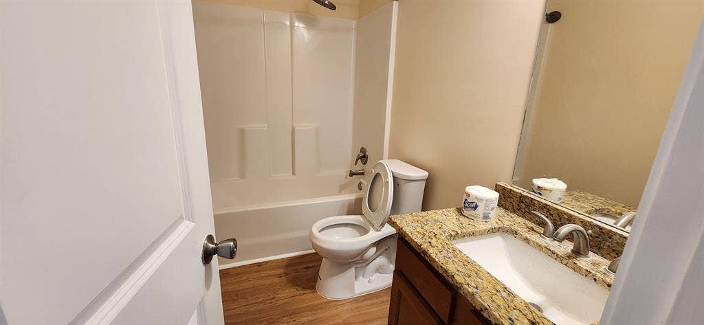 2 BR in Atlanta