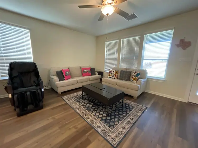5 BR in Leander
