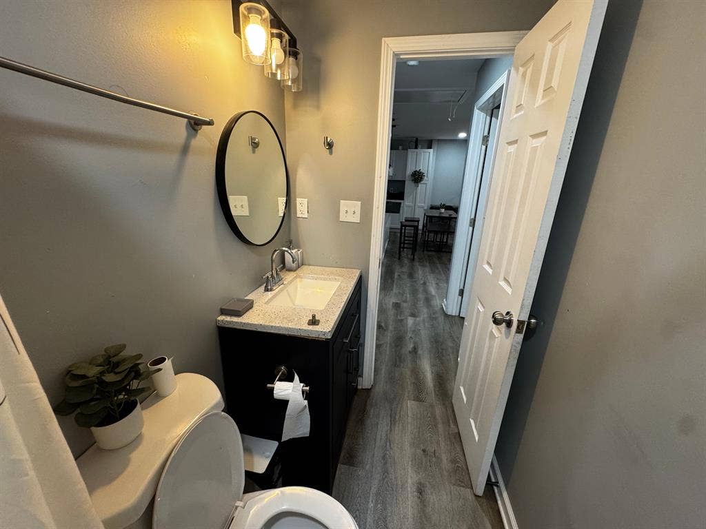 3 BR in Riverdale