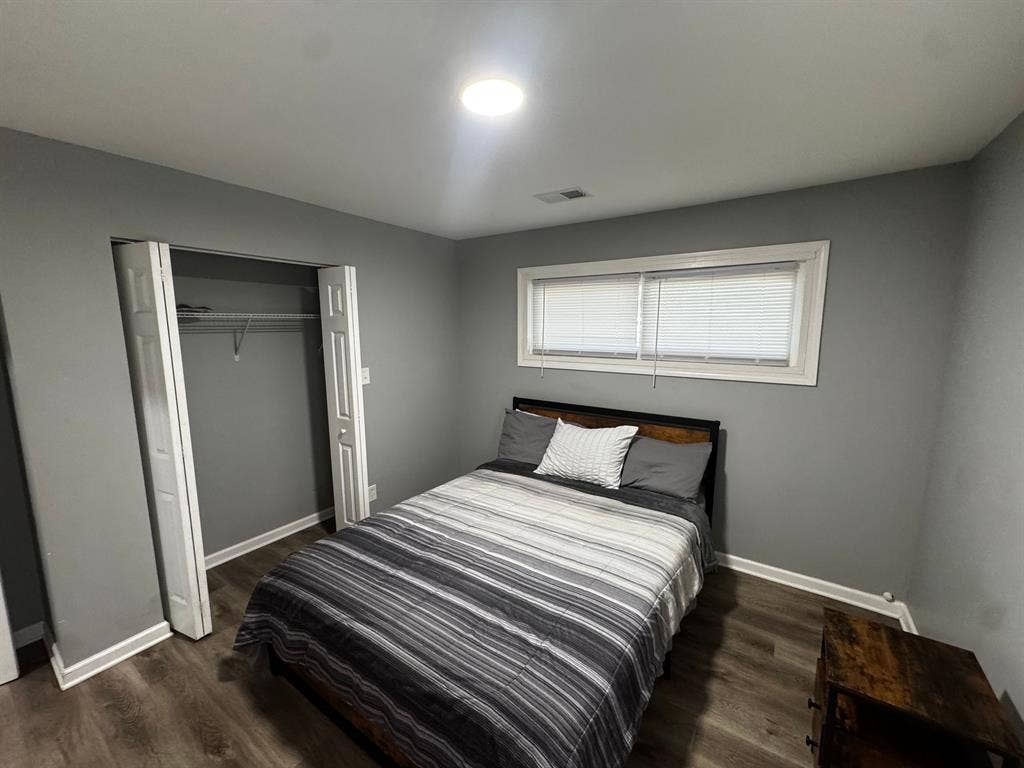 3 BR in Riverdale