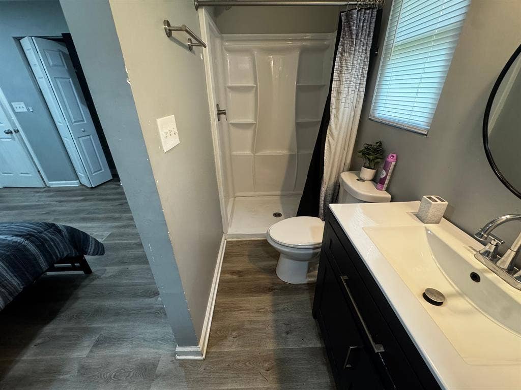 3 BR in Riverdale