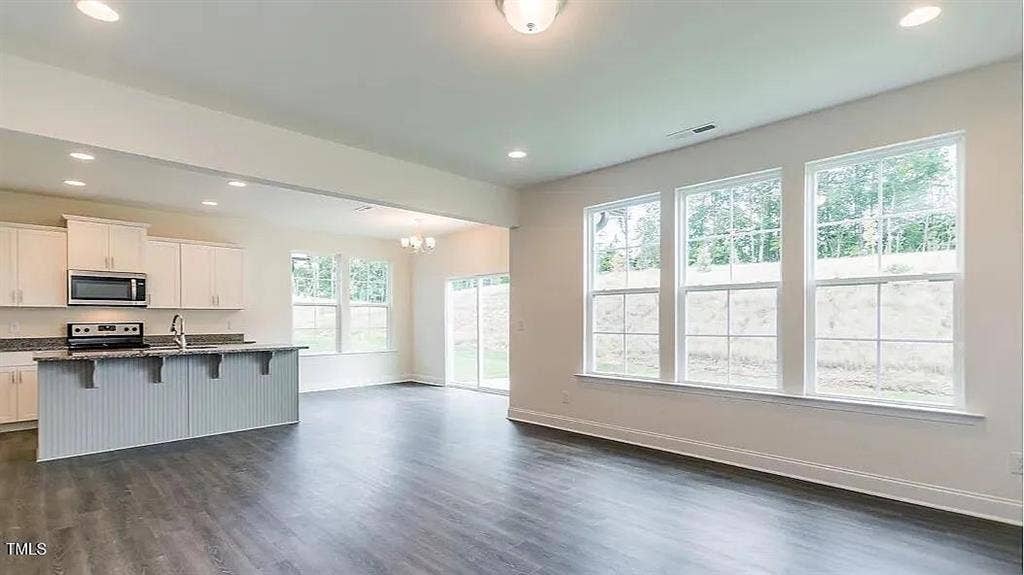 3 BR in Angier