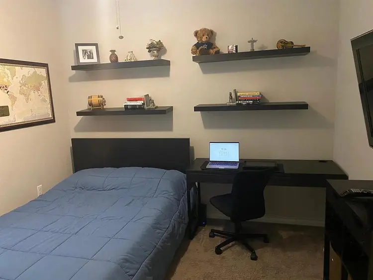 4 BR in Austin