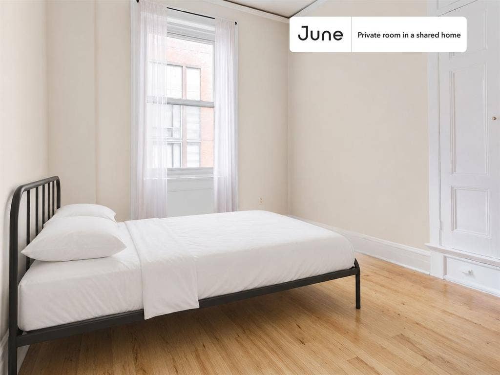 4 BR in New York City