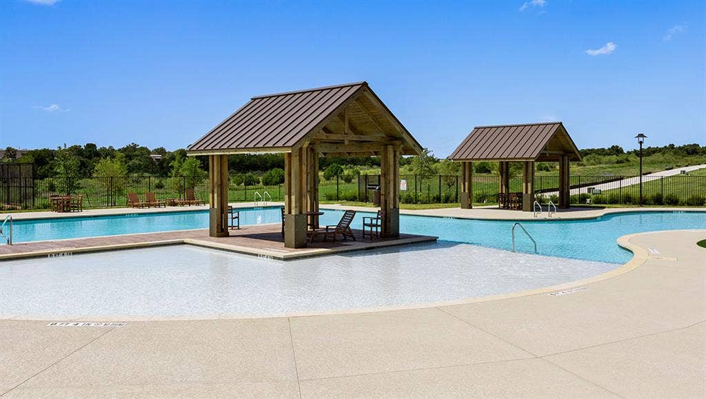 4 BR in Austin