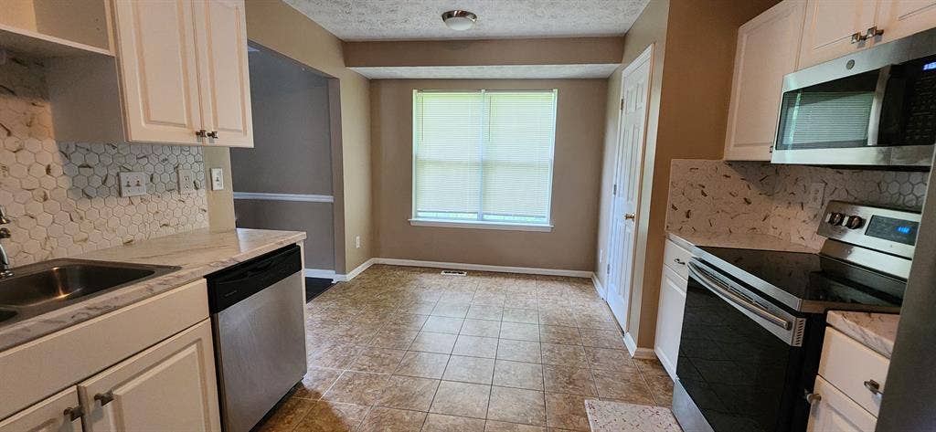 5 BR in Lithonia