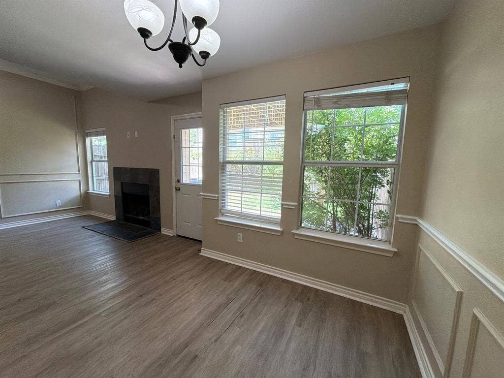 4 BR in Euless