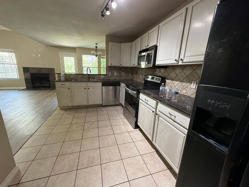 4 BR in Euless