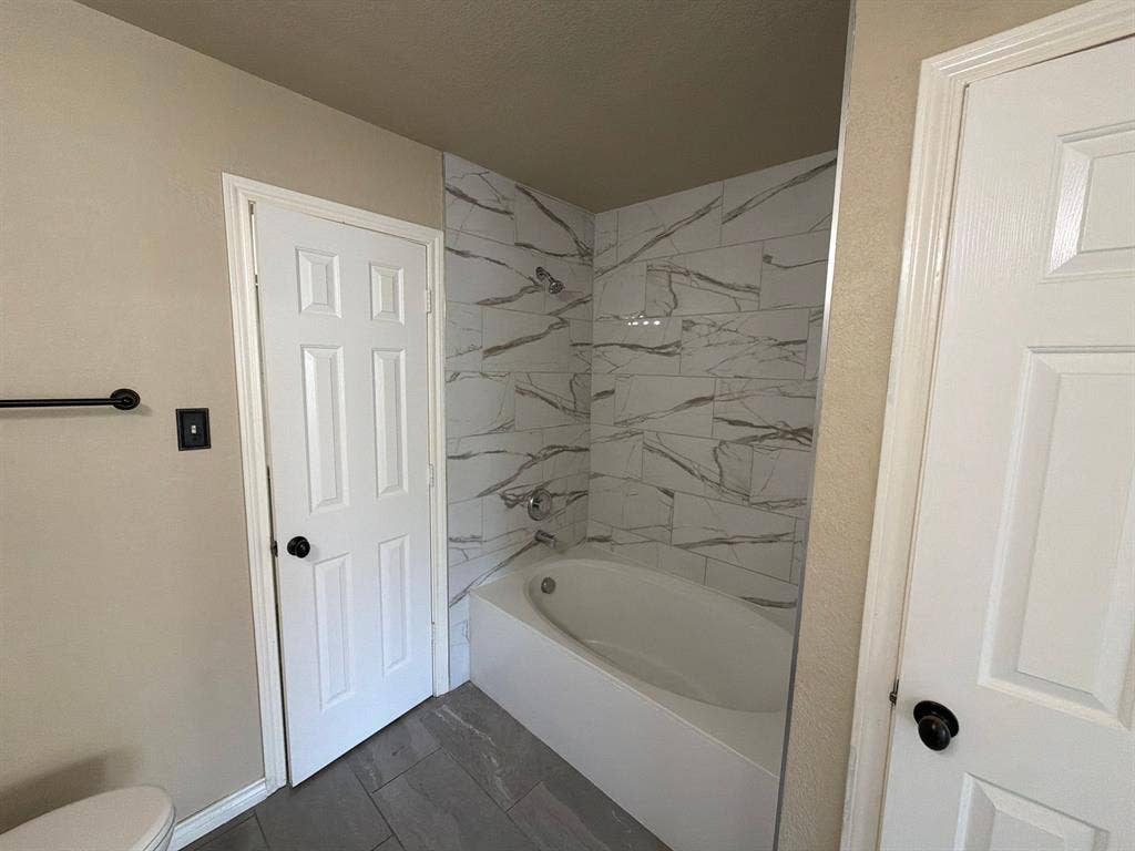 4 BR in Euless