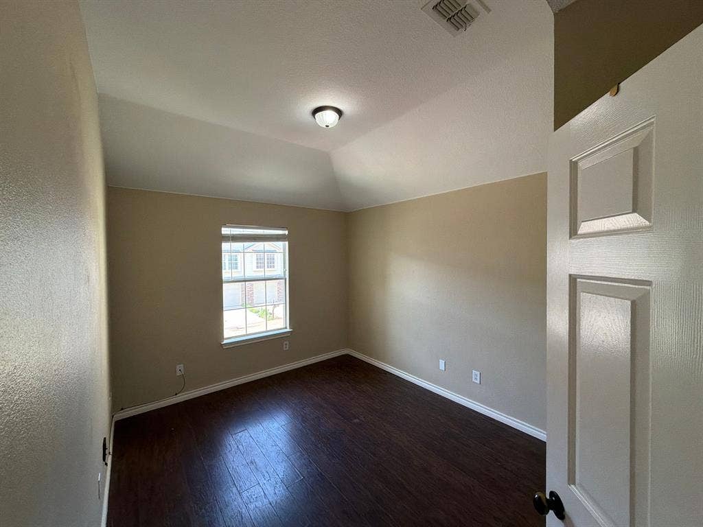 4 BR in Euless