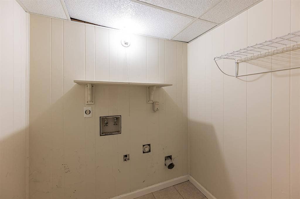 4 BR in Roswell