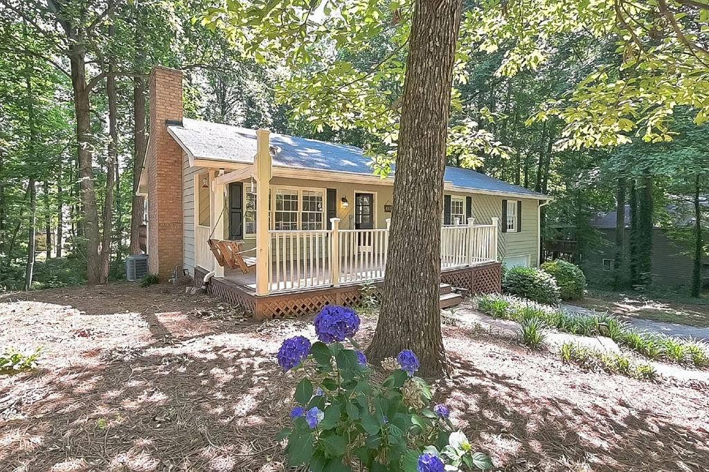 4 BR in Roswell