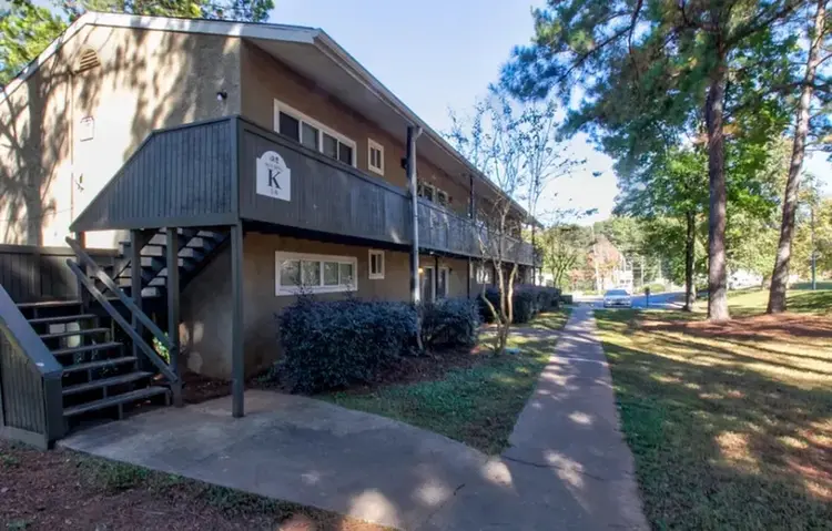 2 BR in Atlanta