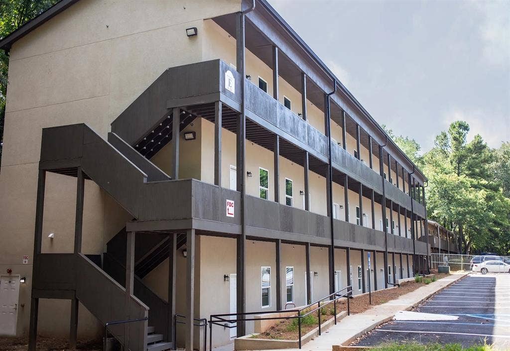 2 BR in Atlanta