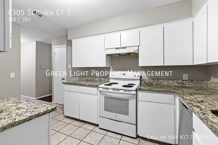 3 BR in Fort Worth