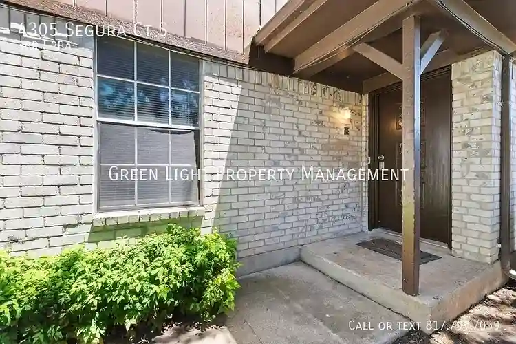 3 BR in Fort Worth