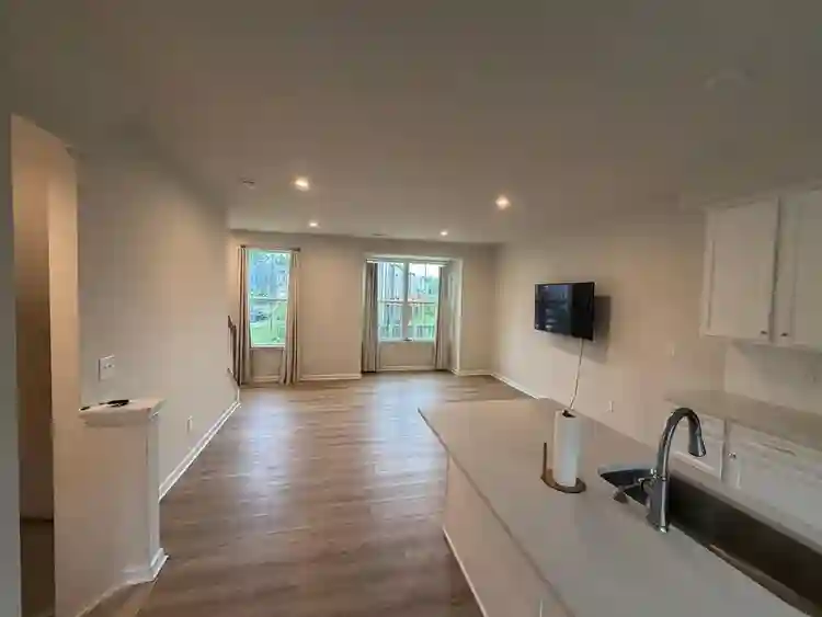 4 BR in Charlotte