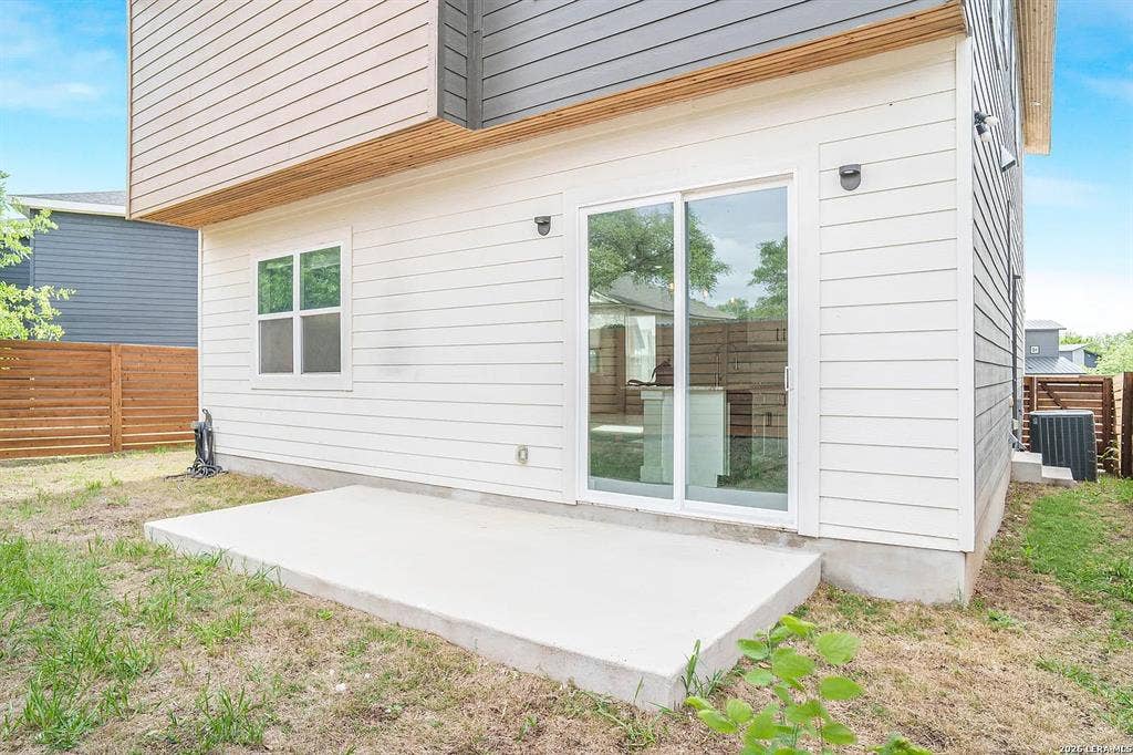 3 BR in San Antonio