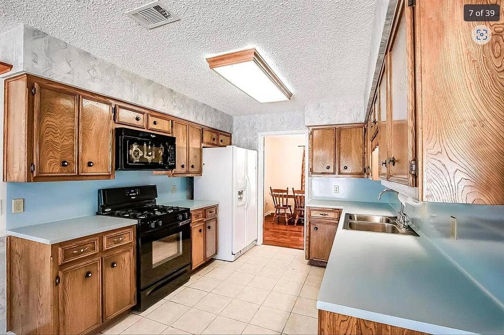 3 BR in Pflugerville