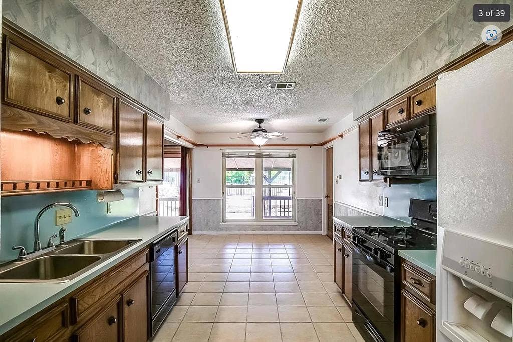 3 BR in Pflugerville