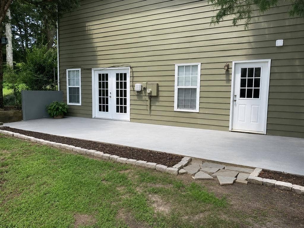 2 BR in Hoschton