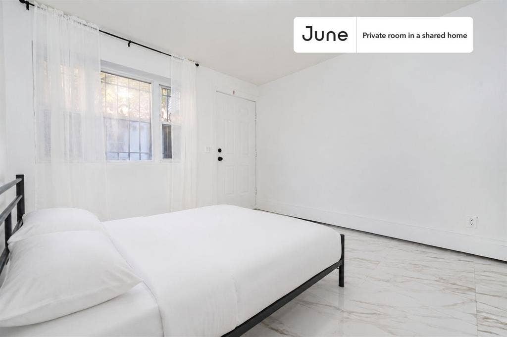 3 BR in New York City