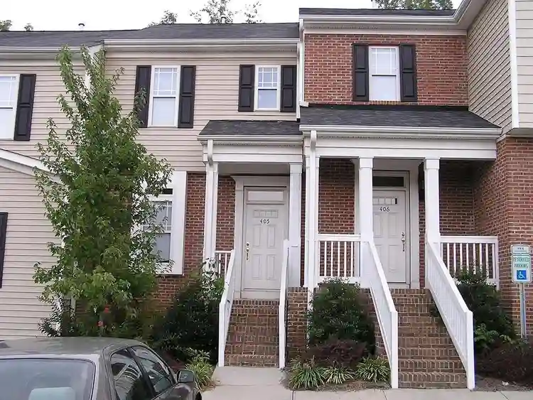 2 BR in Durham