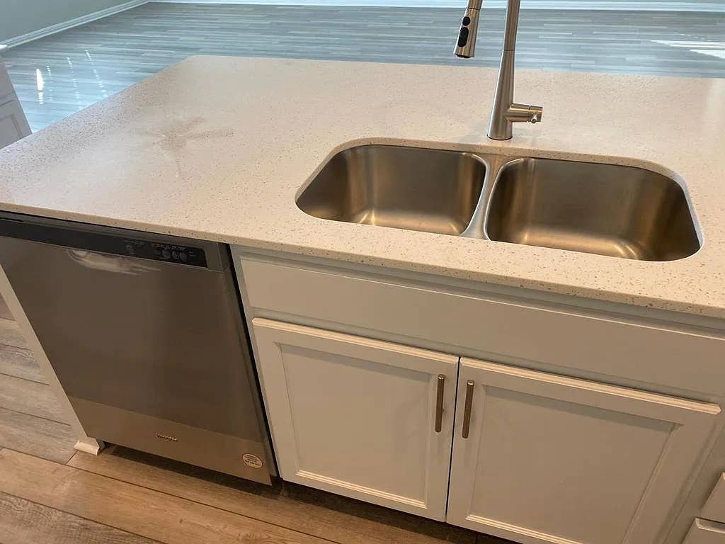 3 BR in Round Rock