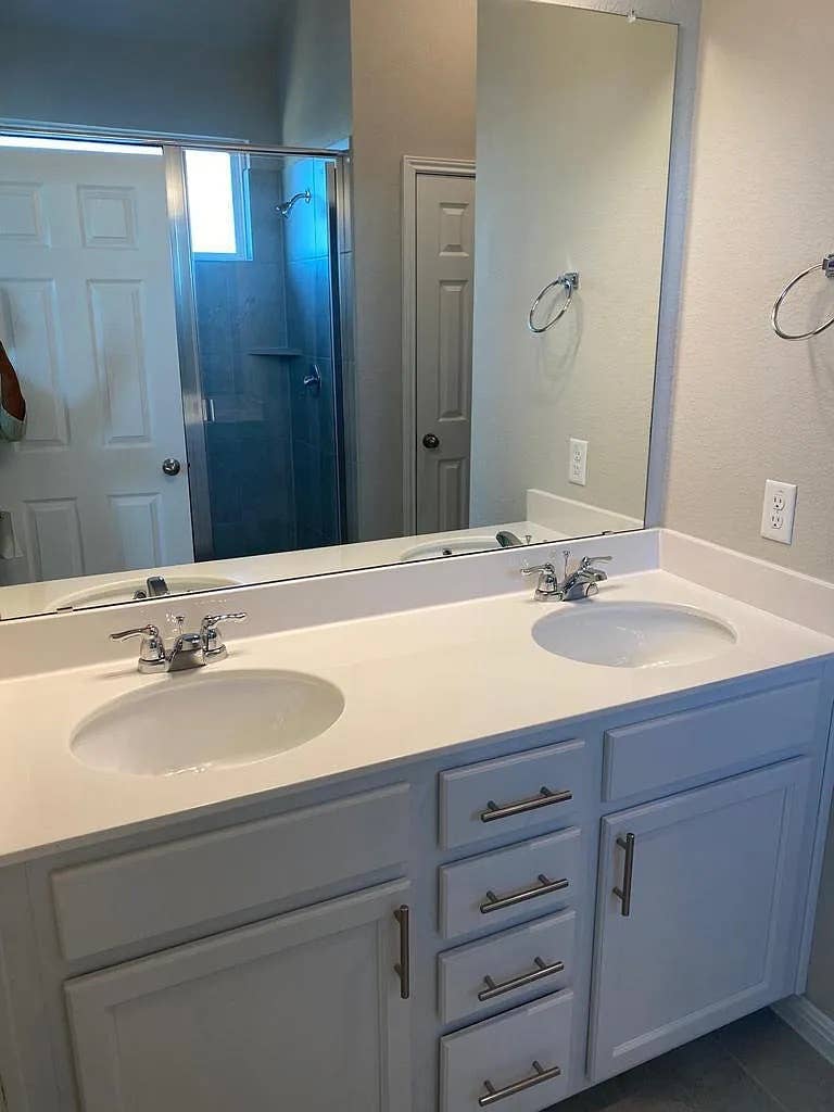3 BR in Round Rock