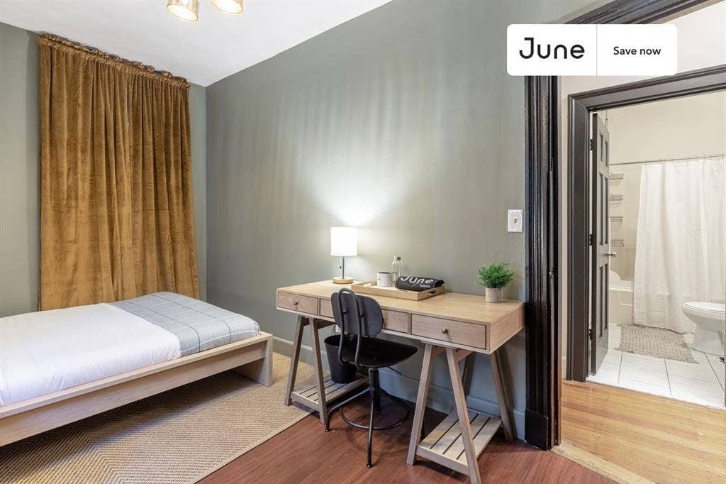 4 BR in Boston