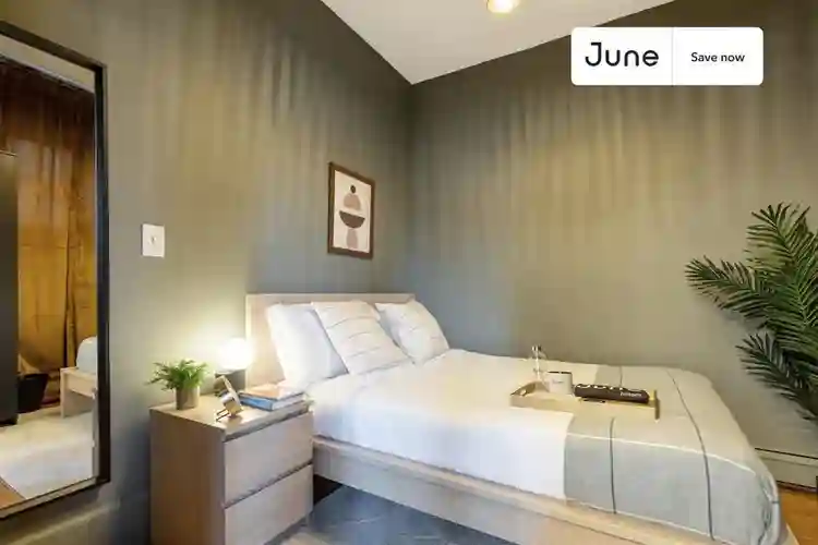 4 BR in Boston