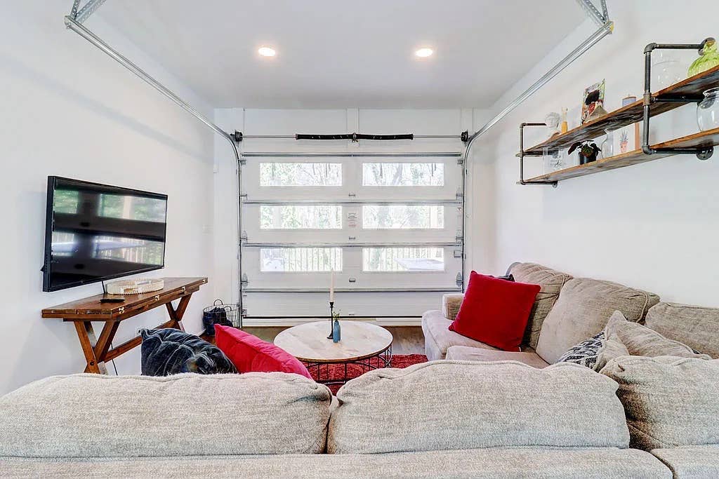 2 BR in Atlanta