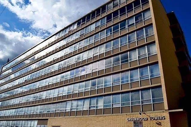 2 BR in Austin