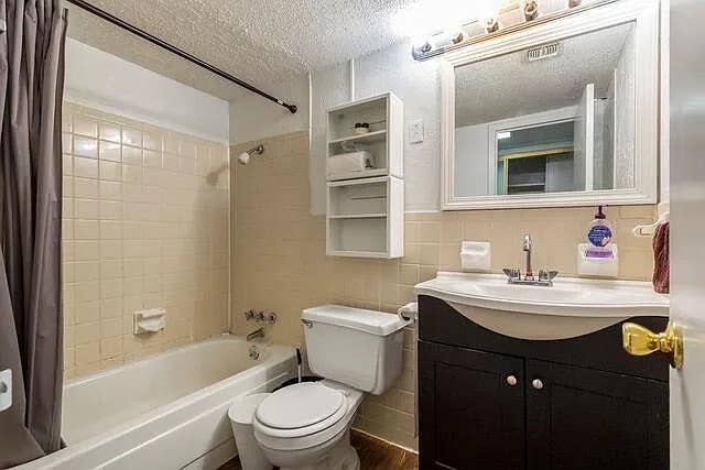 2 BR in Austin