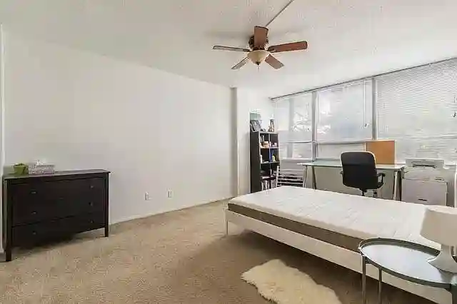 2 BR in Austin