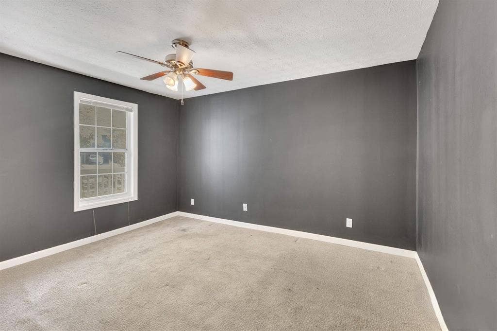 2 BR in Sandy Springs