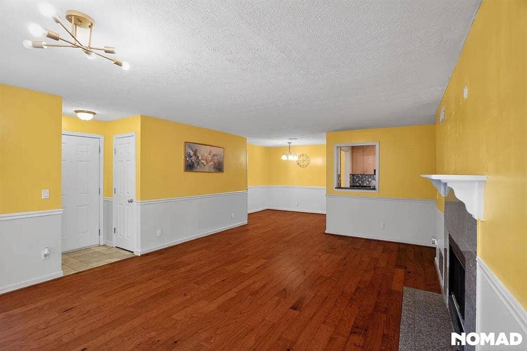 2 BR in Sandy Springs