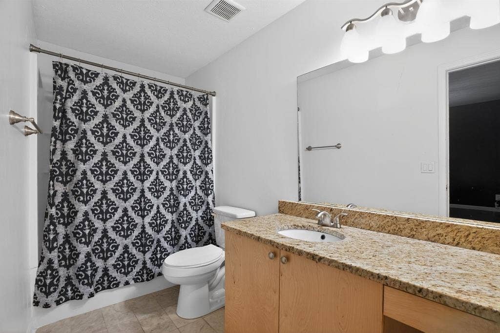 2 BR in Sandy Springs