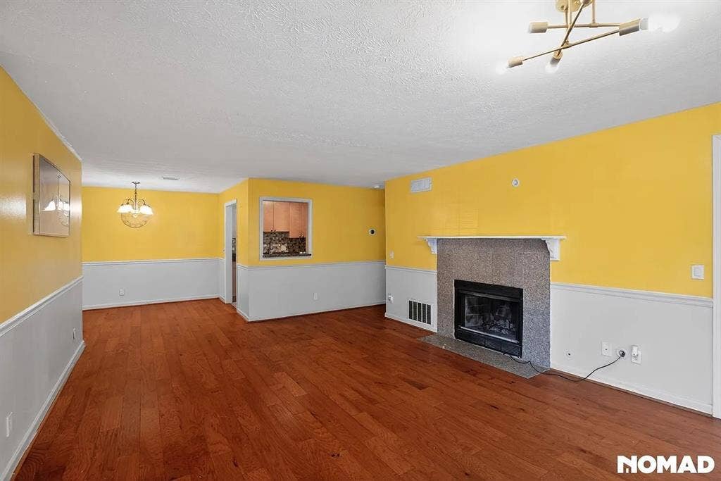 2 BR in Sandy Springs