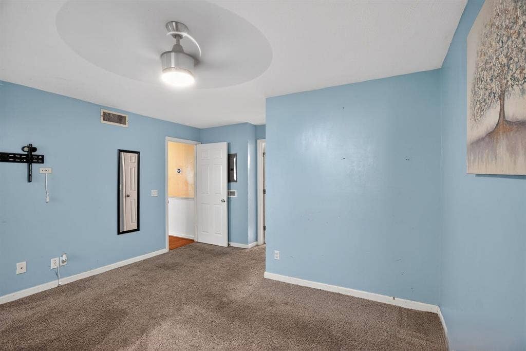 2 BR in Sandy Springs