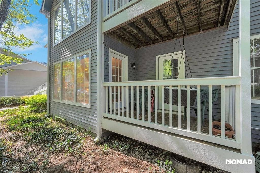 2 BR in Sandy Springs