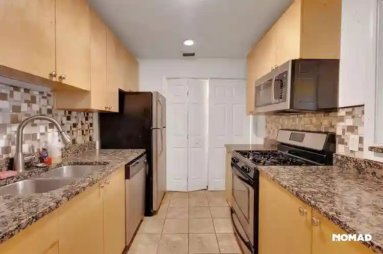 2 BR in Sandy Springs