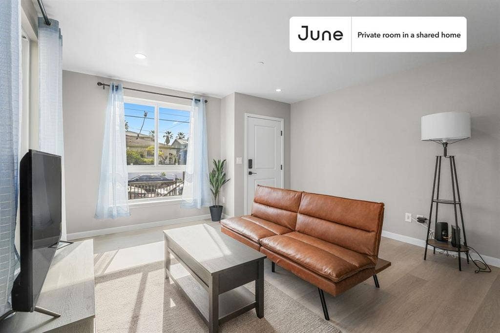 5 BR in Los Angeles