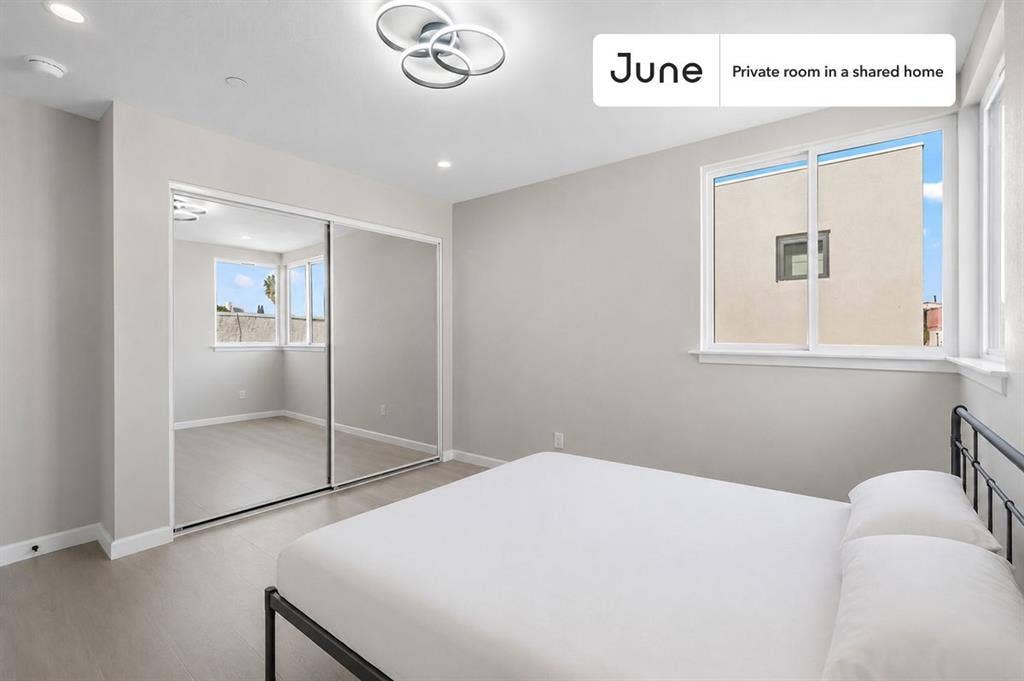5 BR in Los Angeles